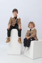 طقم أطفال 2